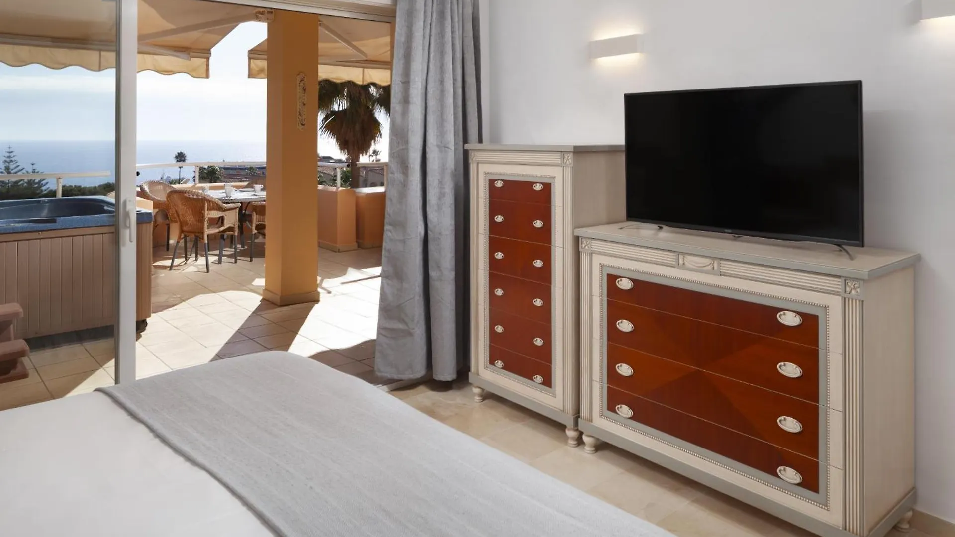 Malibu Mansions By The Beach By Alfresco Stays El Faro 0*,