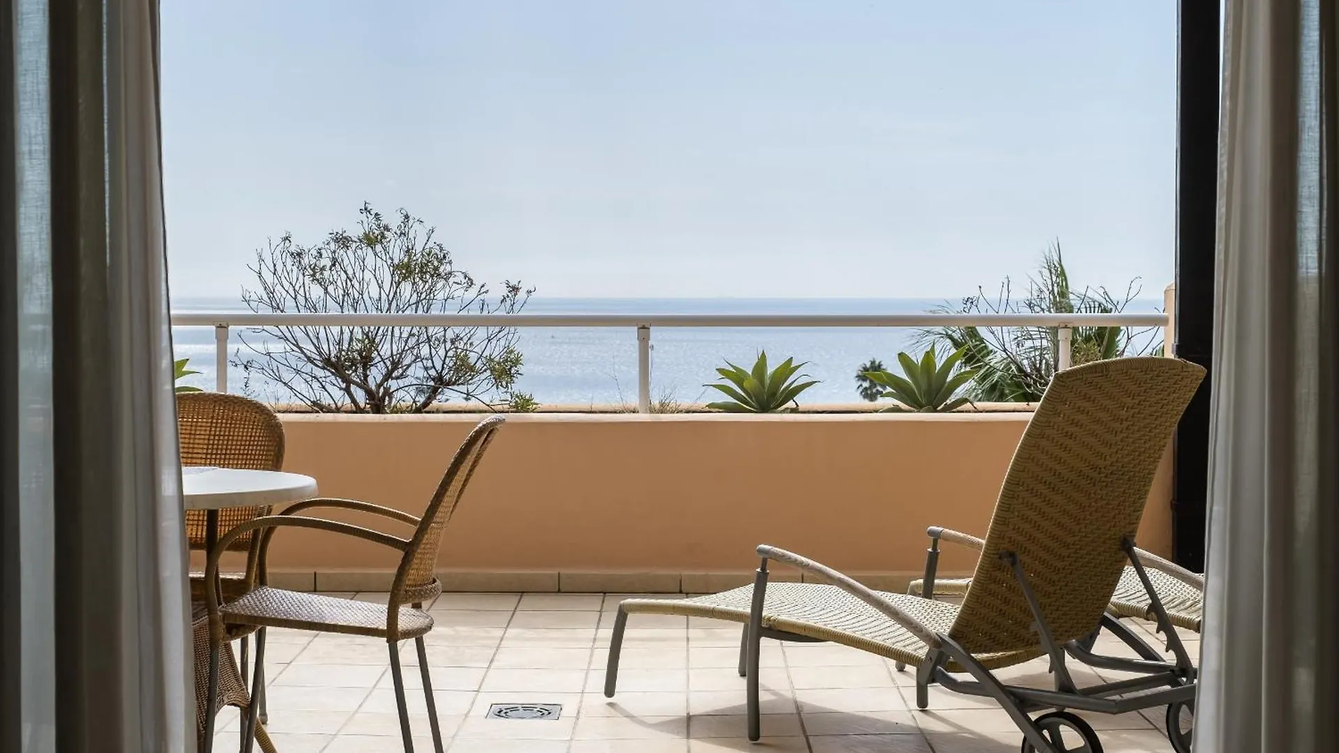 Malibu Mansions By The Beach By Alfresco Stays El Faro 0*,