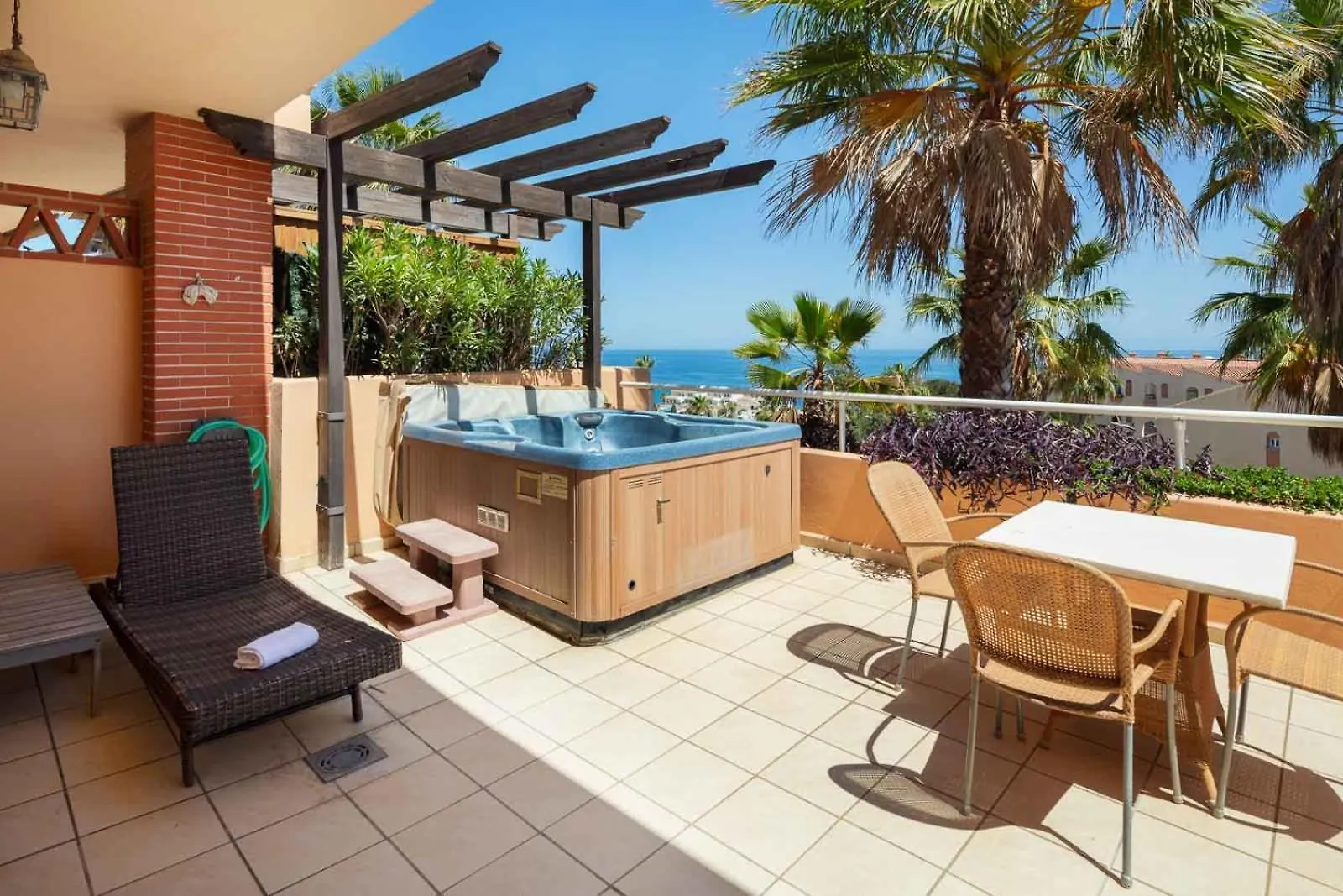 Apartamento Malibu Mansions By The Beach By Alfresco Stays El Faro