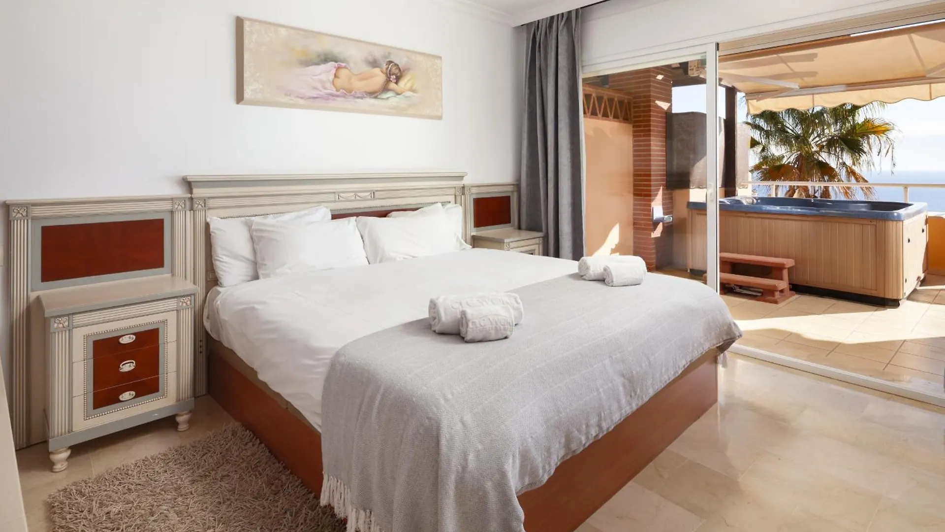 Lägenhet Malibu Mansions By The Beach By Alfresco Stays El Faro